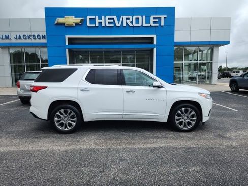 Used 2019 Chevrolet Traverse Premier w/ Driver Confidence II Package image 6