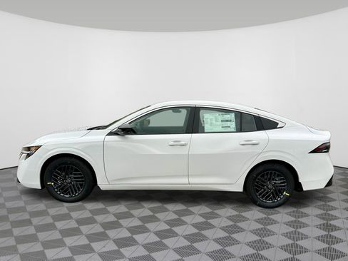 New 2026 Nissan Sentra SV w/ SV Convenience Package FWD image 16