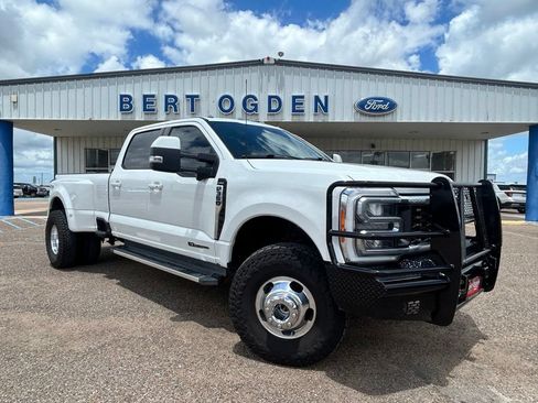 Used 2023 Ford F350 Lariat w/ FX4 Off-Road Package AWD/4WD image 1