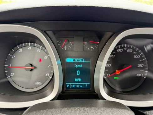 Used 2015 Chevrolet Equinox LT w/ Driver Convenience Package FWD image 13