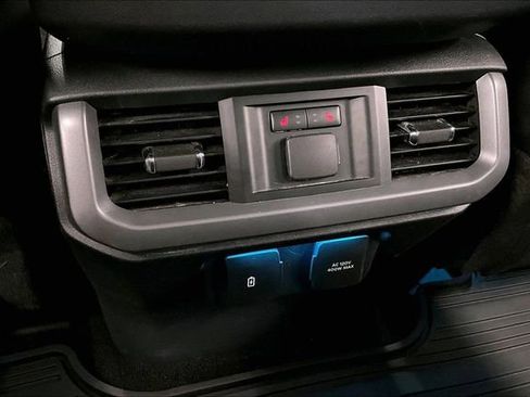 Used 2022 Ford F150 Lariat w/ Equipment Group 502A High image 33