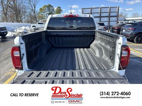 New 2026 GMC Canyon AT4 AWD/4WD image 23