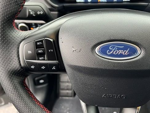 Used 2025 Ford Escape ST-Line image 26