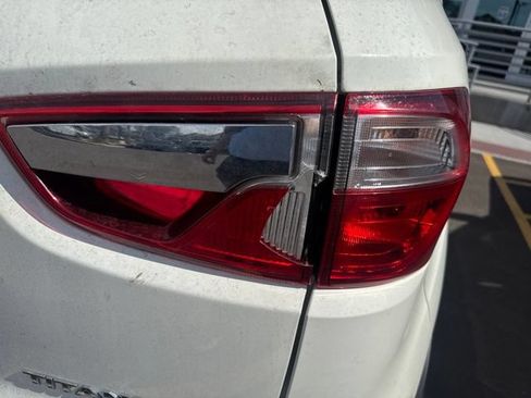 Used 2021 Ford EcoSport Titanium FWD image 9