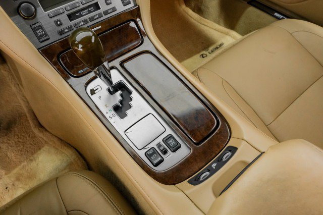 Used 2006 Lexus SC 430 Convertible RWD image 23