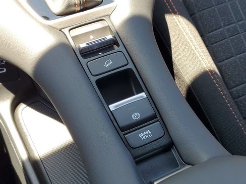 Used 2026 Honda HR-V Sport image 25