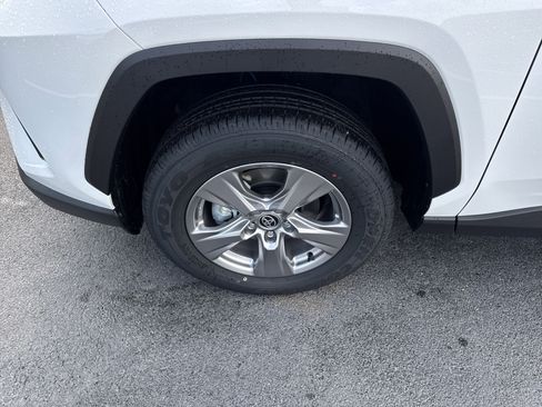 New 2025 Toyota RAV4 XLE AWD/4WD image 9