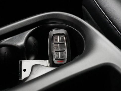 New 2026 Chrysler Pacifica Select image 28