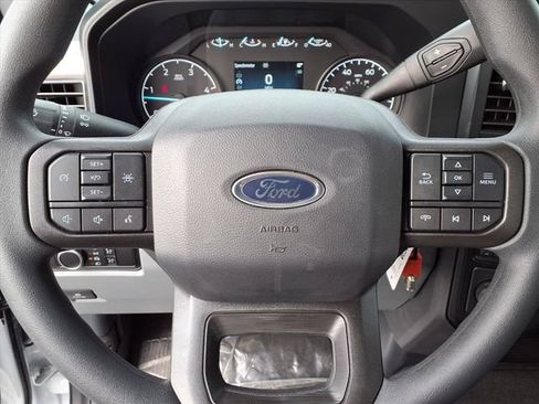 New 2024 Ford F350 XLT RWD image 15