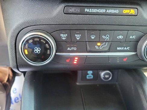 Used 2020 Ford Escape SE AWD/4WD image 12