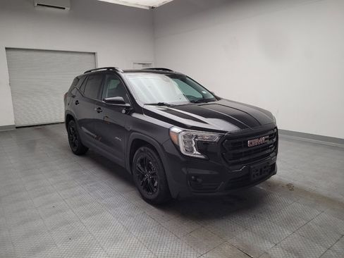 Used 2022 GMC Terrain AT4 AWD/4WD image 13