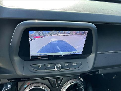 Used 2021 Chevrolet Camaro LT w/ RS Package image 19