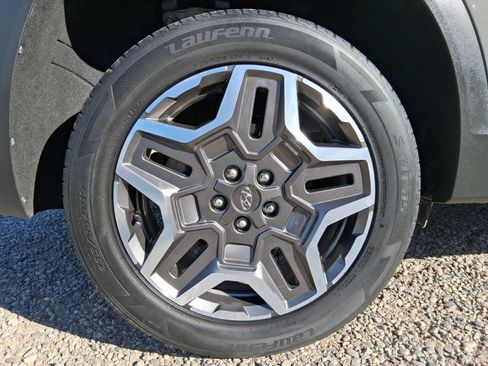 Used 2022 Hyundai Santa Fe Limited AWD/4WD image 18