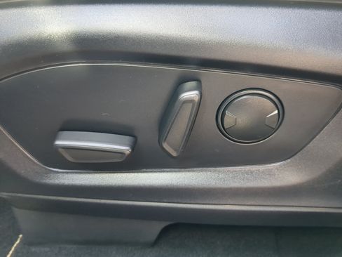 Certified 2025 Ford Explorer Active w/ Active Comfort Package RWD image 29