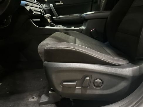 Certified 2017 Kia Sportage LX w/ LX Popular Package image 16