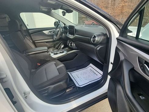 Used 2024 Chevrolet Blazer LT w/ Convenience Package image 11