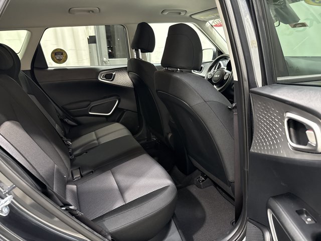 Certified 2025 Kia Soul LX w/ LX Technology Package FWD image 27