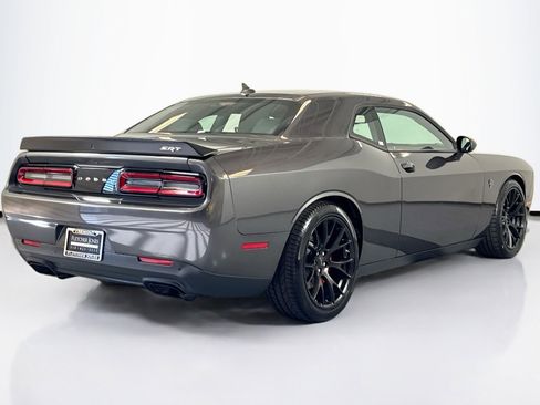 Used 2015 Dodge Challenger SRT Hellcat image 5