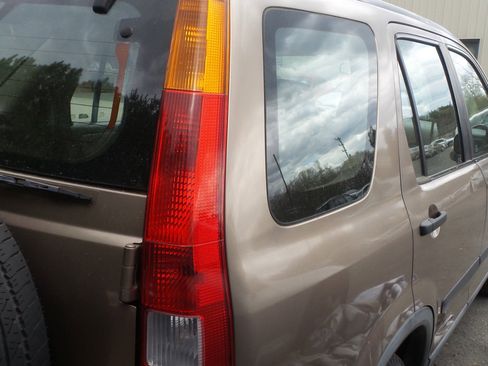 Used 2003 Honda CR-V LX image 5