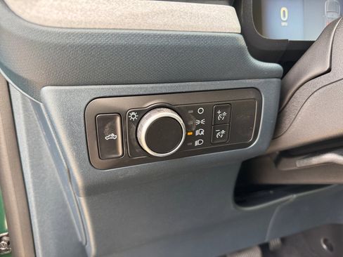 New 2025 Ford Maverick XLT w/ XLT Luxury Package image 31