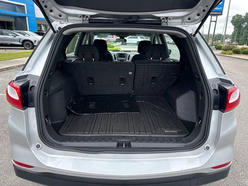Used 2020 Chevrolet Equinox LS w/ LPO, Floor Liner Package FWD image 18