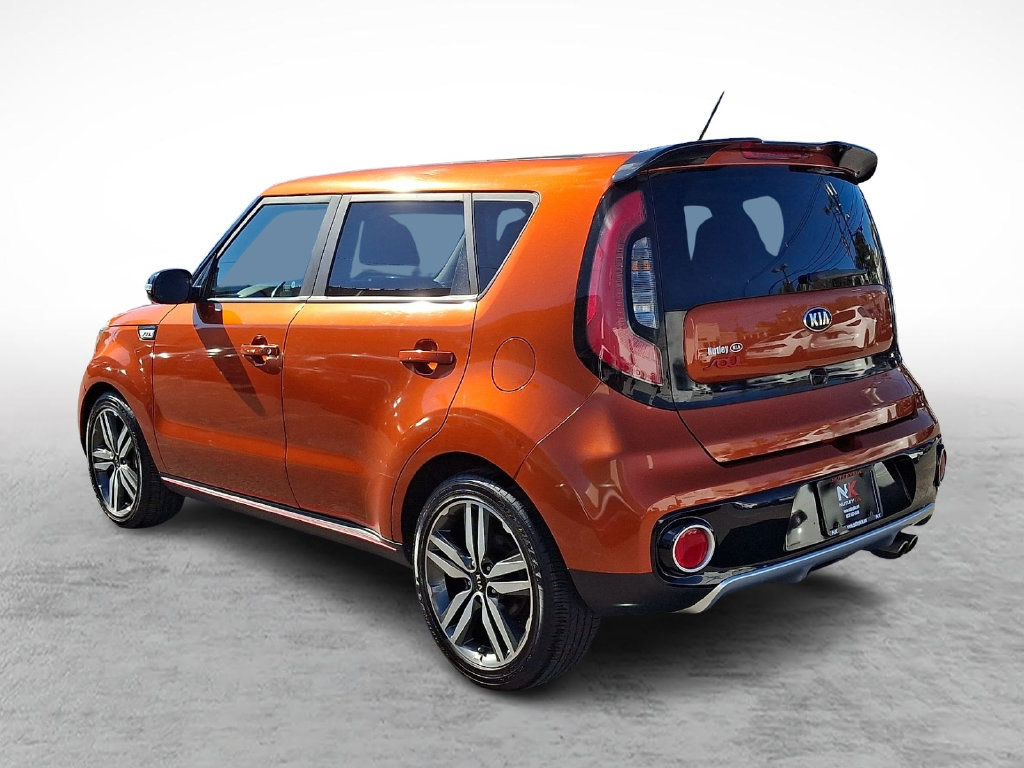 Used 2018 Kia Soul ! w/ Tech Package FWD image 4