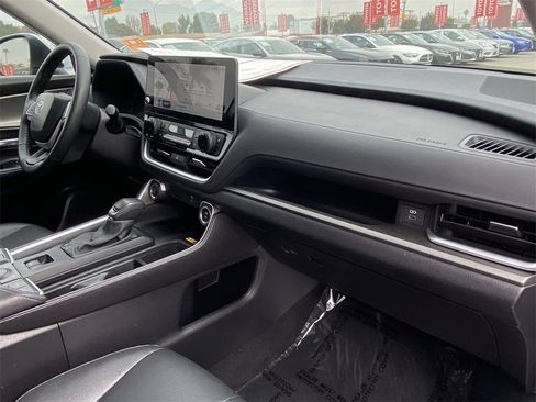 Certified 2025 Toyota Grand Highlander XLE image 15