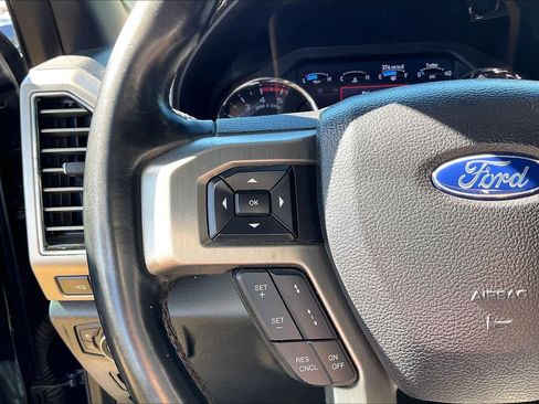 Used 2021 Ford F350 Platinum image 17