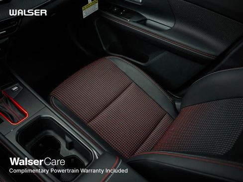 New 2026 Nissan Kicks SR w/ SR Premium Package image 24