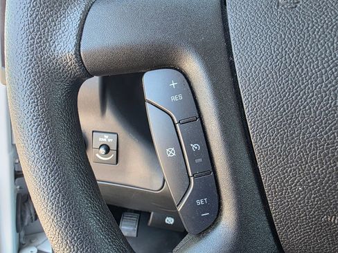 Certified 2024 Chevrolet Express 2500 w/ Driver Convenience Package RWD image 22