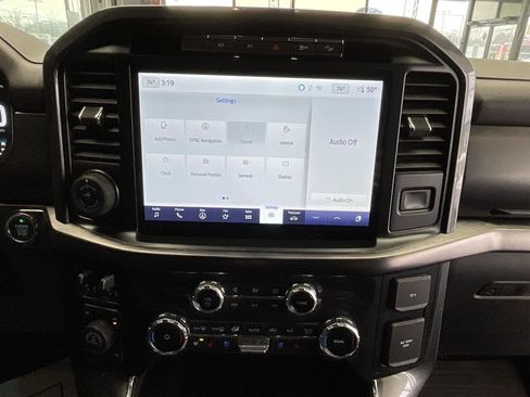 Used 2022 Ford F150 Lariat w/ Equipment Group 502A High image 11