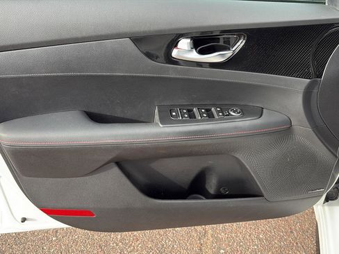 Used 2023 Kia Forte GT w/ GT2 Package image 12