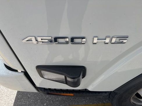 Used 2024 Chevrolet Low Cab Forward RWD image 6