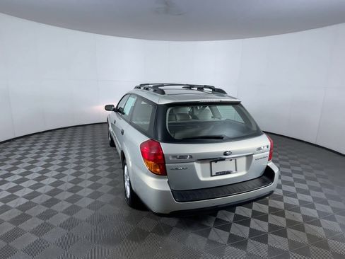 Used 2005 Subaru Outback 2.5i image 7