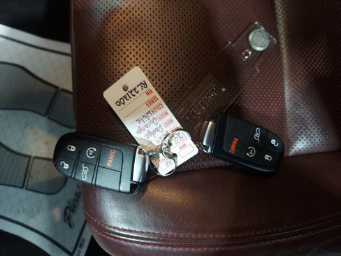 Used 2024 Dodge Durango R/T w/ Blacktop Package AWD/4WD image 24