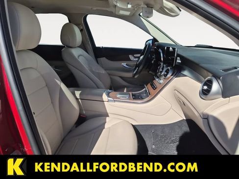 Used 2020 Mercedes-Benz GLC 300 4MATIC image 15