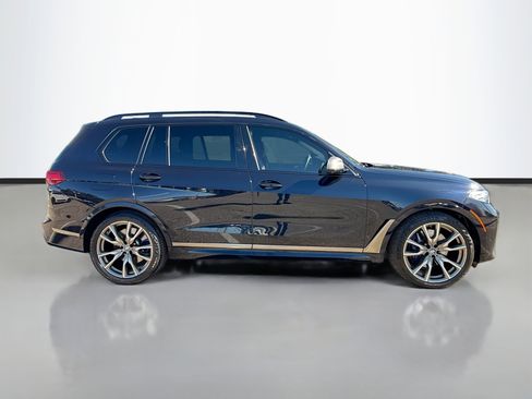 Used 2020 BMW X7 M50i image 2