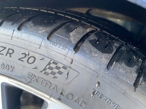 Used 2019 Lincoln Continental Black Label w/ Rear Seat Package image 11