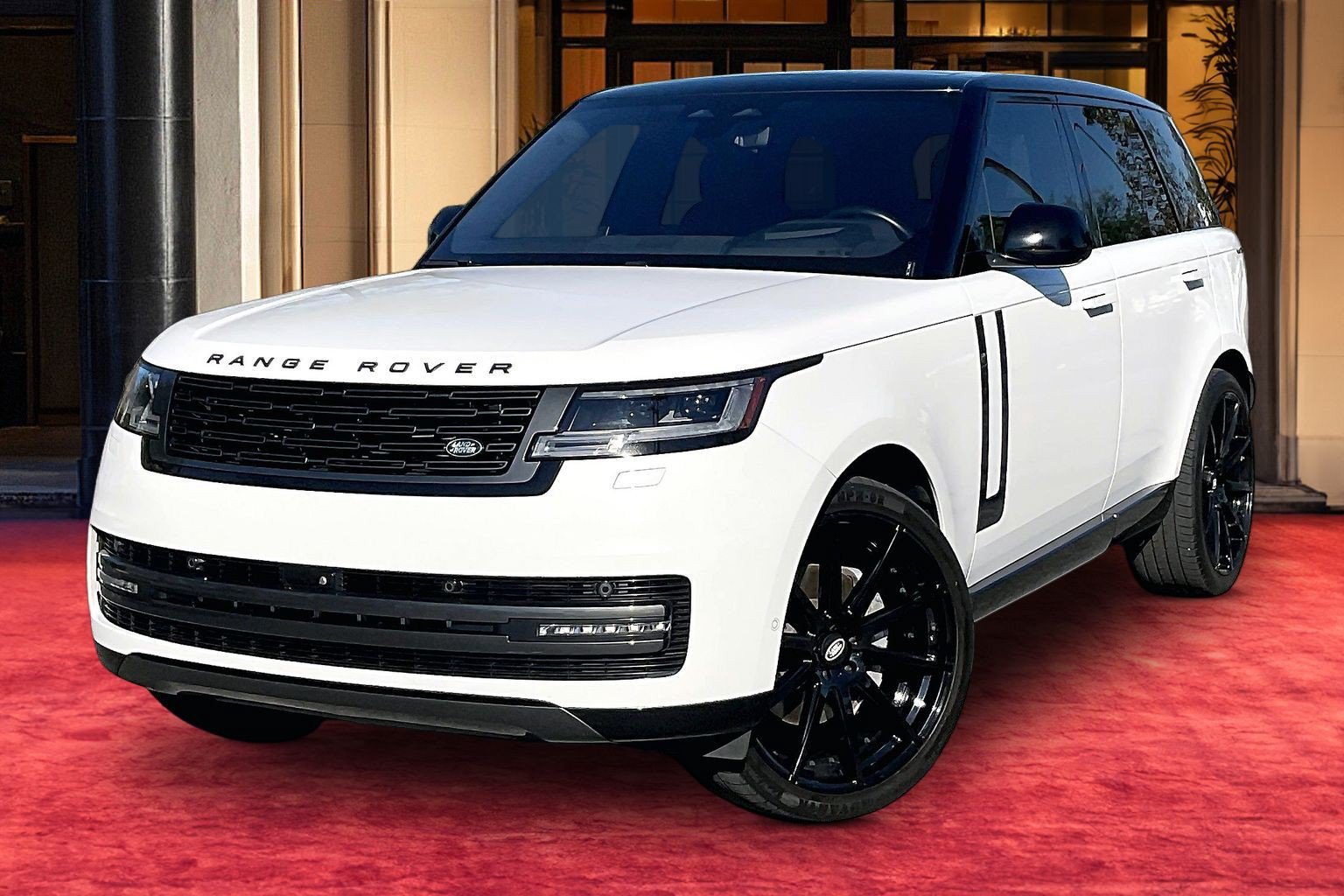 Used 2023 Land Rover Range Rover SE AWD/4WD image 1