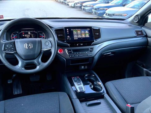 Used 2021 Honda Passport Sport image 7