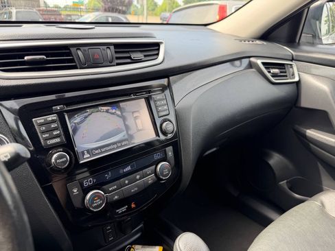 Used 2016 Nissan Rogue SL AWD/4WD image 20