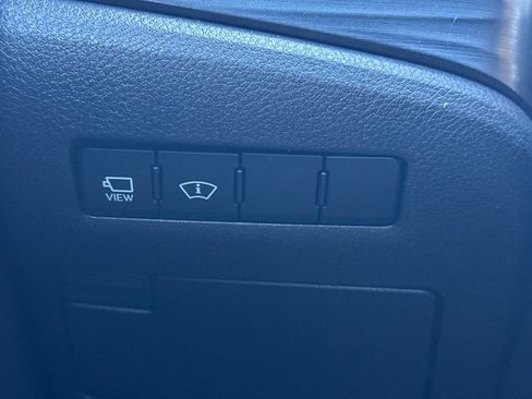 Certified 2019 Lexus ES 300h w/ Luxury Package image 36