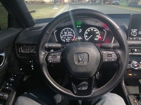 Used 2023 Honda Civic Sport image 29