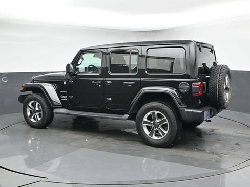 Used 2021 Jeep Wrangler Unlimited Sahara AWD/4WD image 7