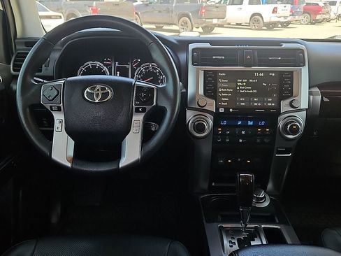 Used 2022 Toyota 4Runner Limited AWD/4WD image 18