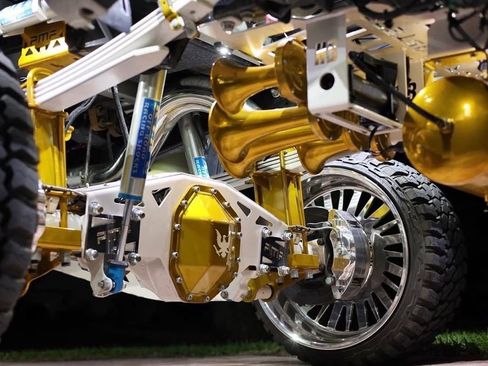 Used 2021 Ford F250 Platinum w/ Tremor Off-Road Package image 3