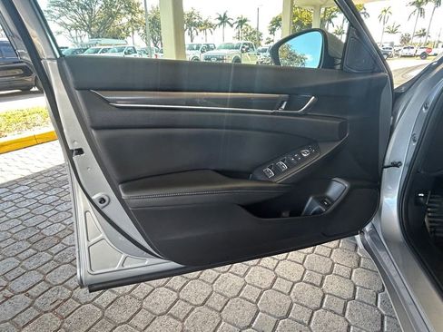 Used 2020 Honda Accord Sport image 33