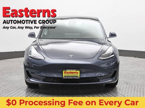 Used 2019 Tesla Model 3 Standard Range Plus RWD image 2