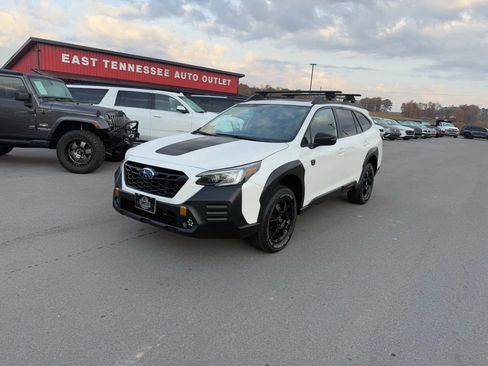 Used 2022 Subaru Outback Wilderness image 2