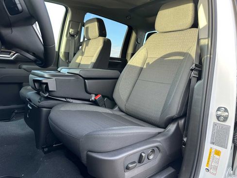 New 2026 GMC Sierra 3500 SLE w/ SLE Convenience Package image 21